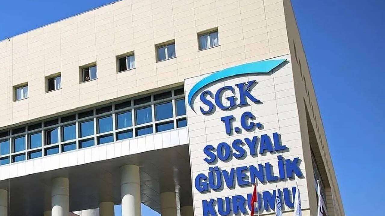 TBMM’den geçti, tarih verildi: SGK'da 18 yıllık dönem sona eriyor! Emekli maaşı zamlarında dev kayıp 1